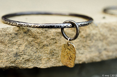 ORGANIC SLAB BANGLE  